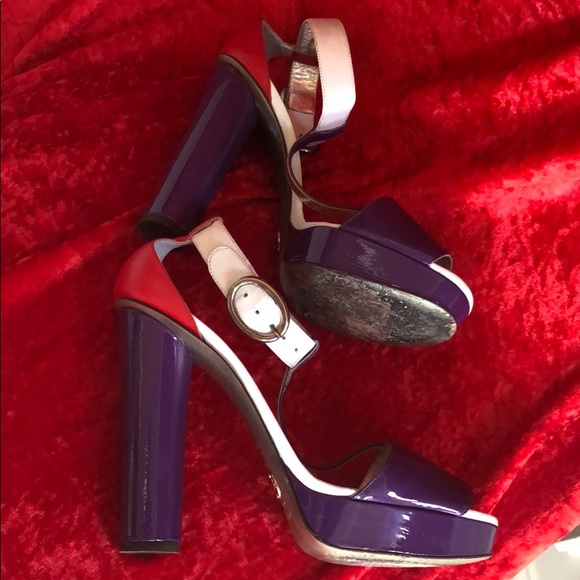 Dolce & Gabbana t-strap platform heels - Picture 7 of 10